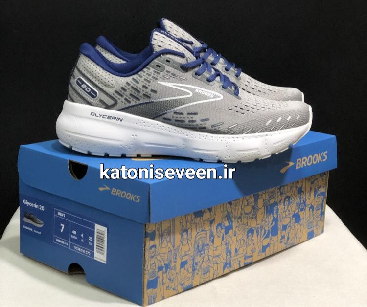 نمای کنار کتونی بروکس گلیسیرین ۲۰ طوسی روشن سایز ۴۰ اصلی وارداتی