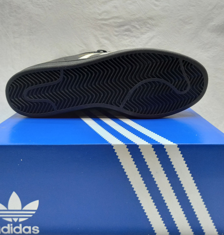 کتونی آدیداس سوپر استار مشکی سفید نمای زیره