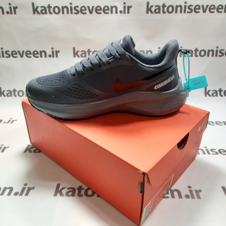 نمای کناری داخلی کتونی نایک ایر زوم طوسی وارداتی ویتنامی سایز ۴۰ تا ۴۵