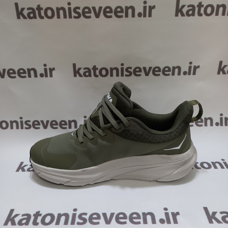 کتونی هوکا چلنجر زیتونی نمای کناری داخلی گورتکس