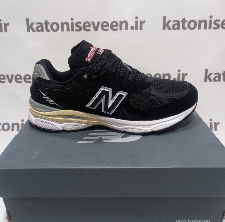 نیو بالانس ۹۹۰ مشکی زیره زرد نمای بیرونی