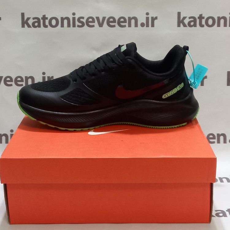 نمای کناری داخلی کتونی نایک ایر زوم مشکی وارداتی ویتنامی سایز ۴۰ تا ۴۵