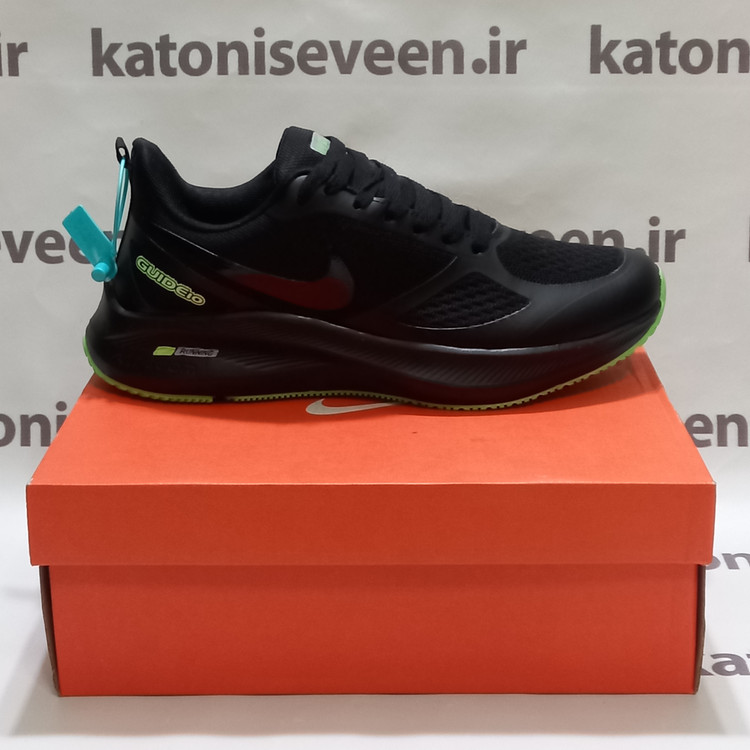 نمای بیرونی کناری کتونی نایک ایر زوم مشکی وارداتی ویتنامی سایز ۴۰ تا ۴۵
