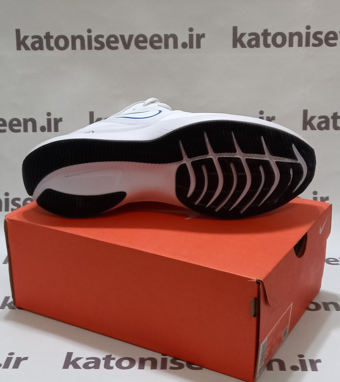 کتونی نایک گاید ۱۰ سفید آبی نمای زیره