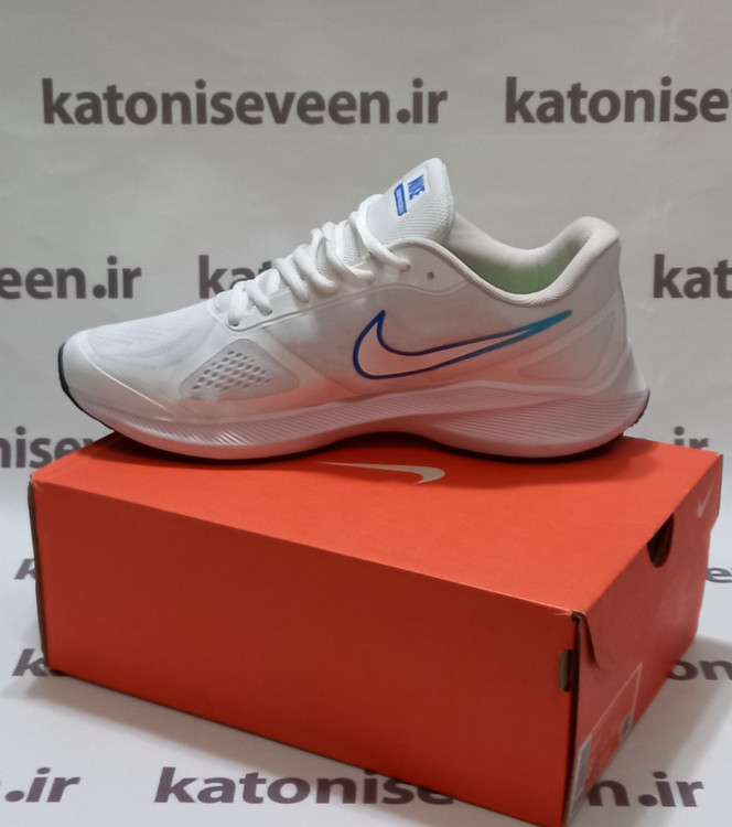 کتونی نایک گاید ۱۰ سفید آبی نمای داخلی