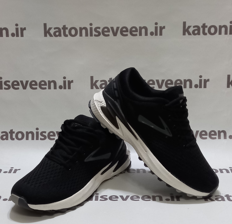 کتونی بروکس دیاد مشکی نمای کلی