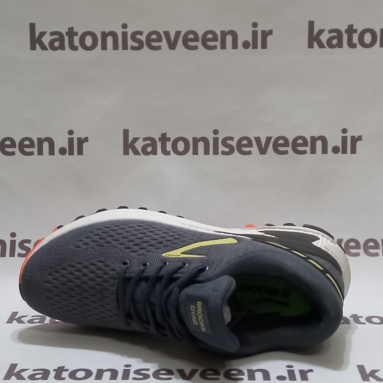 کتونی بروکس دیاد طوسی نمای بالا