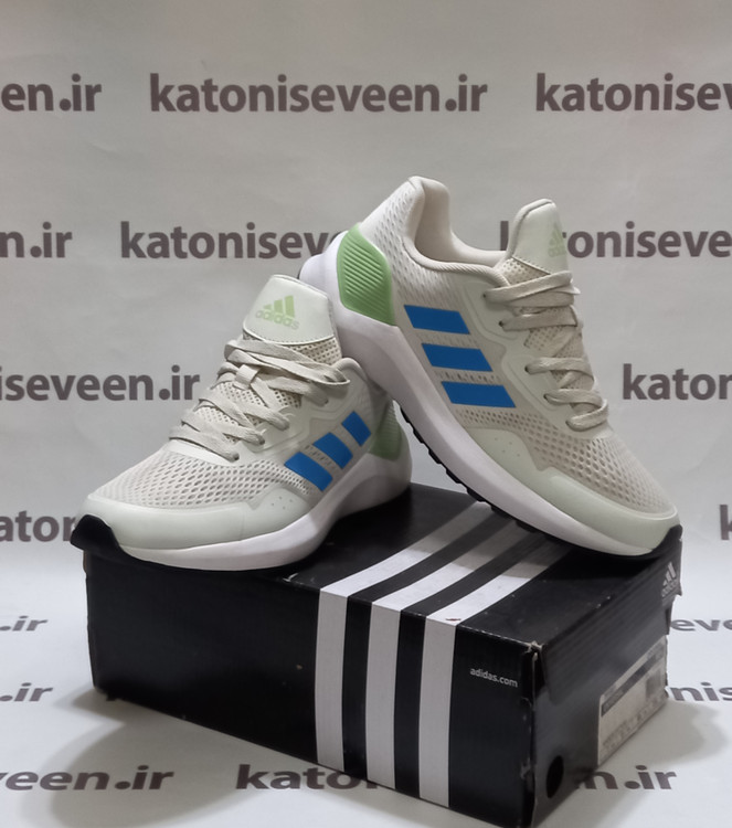 کتونی آدیداس اکومنت سفید شیری نمای کلی