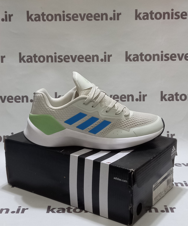 کتونی آدیداس اکومنت سفید شیری نمای بیرونی