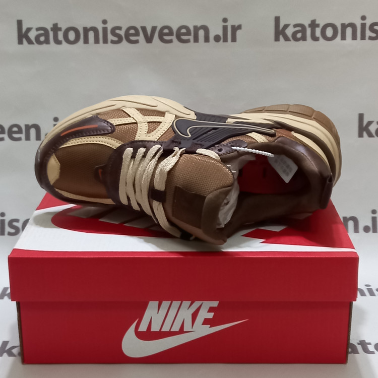 رویه کفش نایک V2K - ترکیب رنگ قهوهای و کرم - بند استاندارد