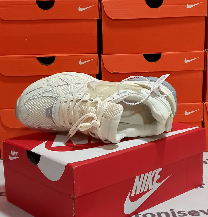 رویه کفش نایک V2K - رنگ کرم یکدست - بند تنظیمپذیر