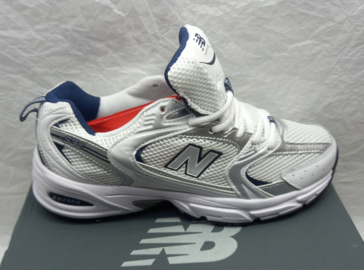 کتونی نیوبالانس ۵۳۰ سفید سورمهای وارداتی ویتنامی