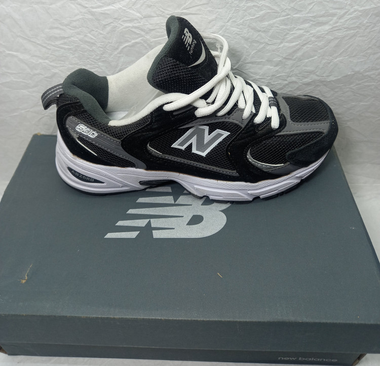 کتونی نیوبالانس ۵۳۰ مشکی طوسی وارداتی ویتنامی