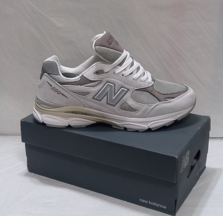 کتونی نیوبالانس ۹۹۰ کرم طوسی